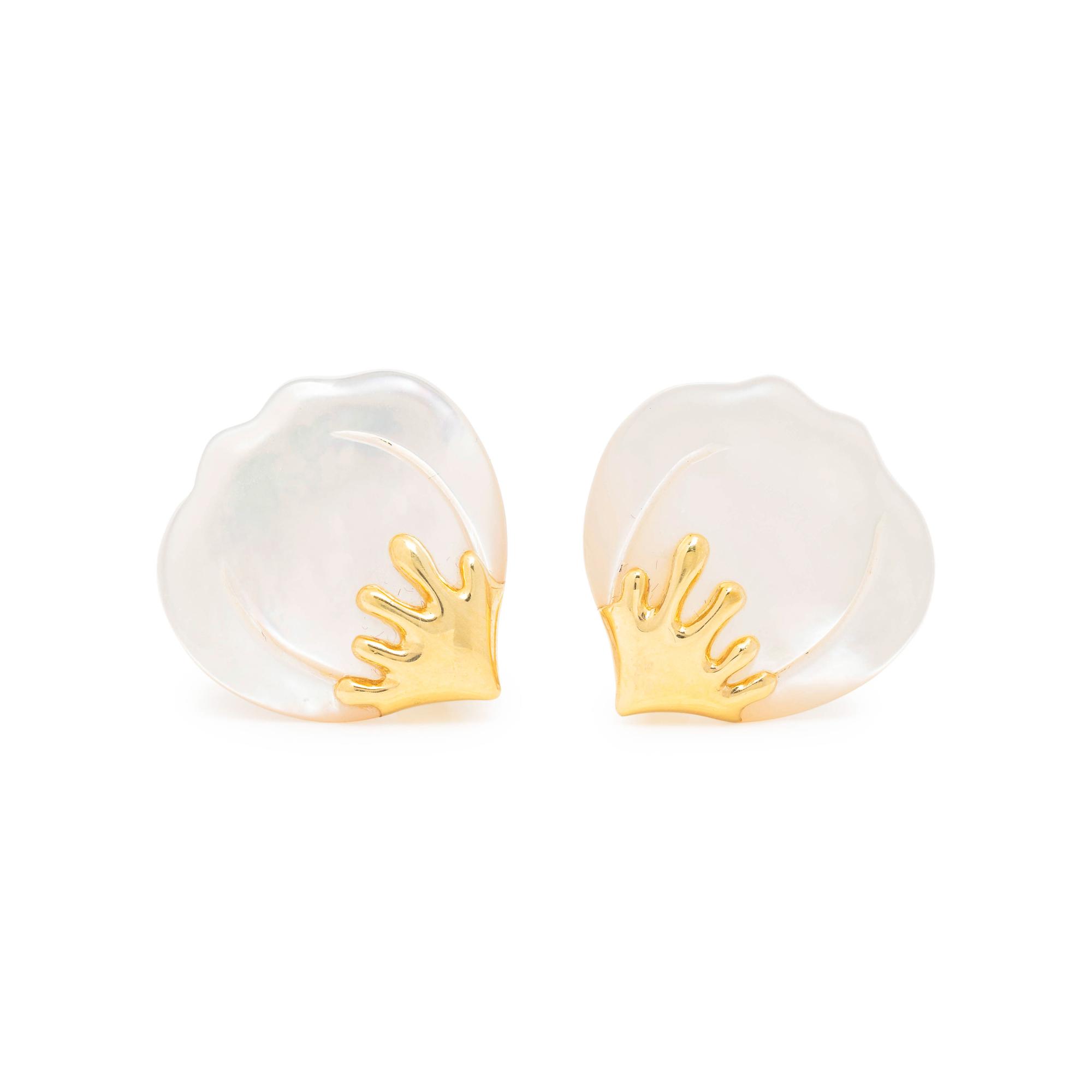 TIFFANY & CO., ANGELA CUMMINGS, YELLOW GOLD AND MOTHER-OF-PEARL PETAL EARCLIPS