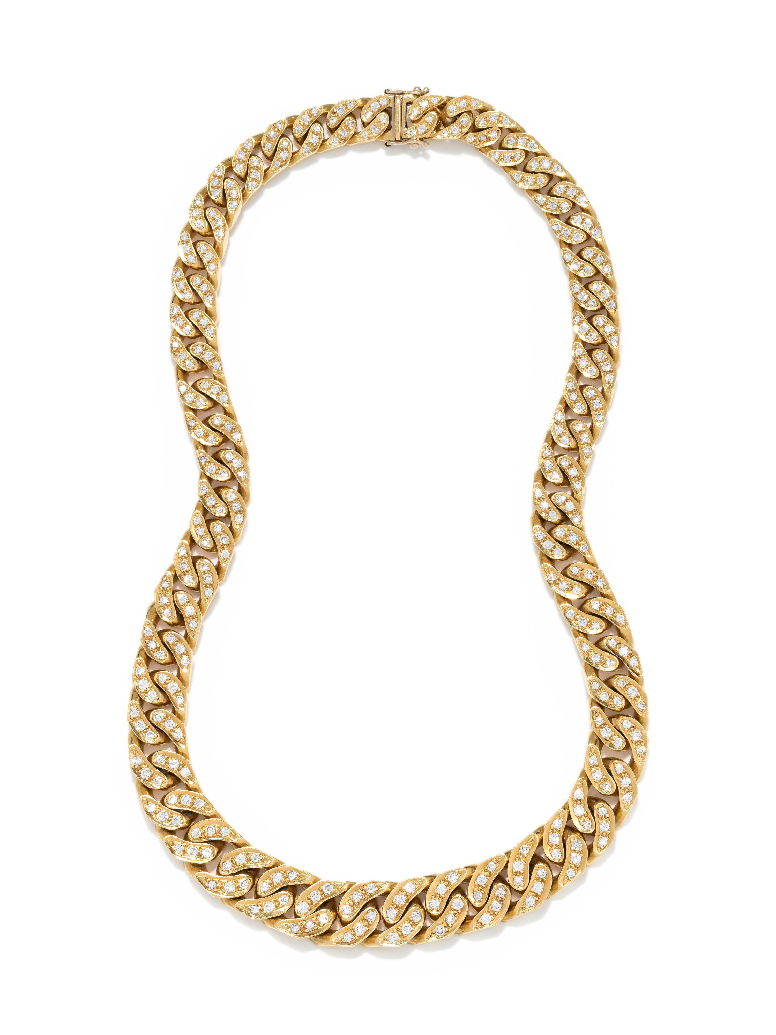 YELLOW GOLD AND DIAMOND NECKLACE