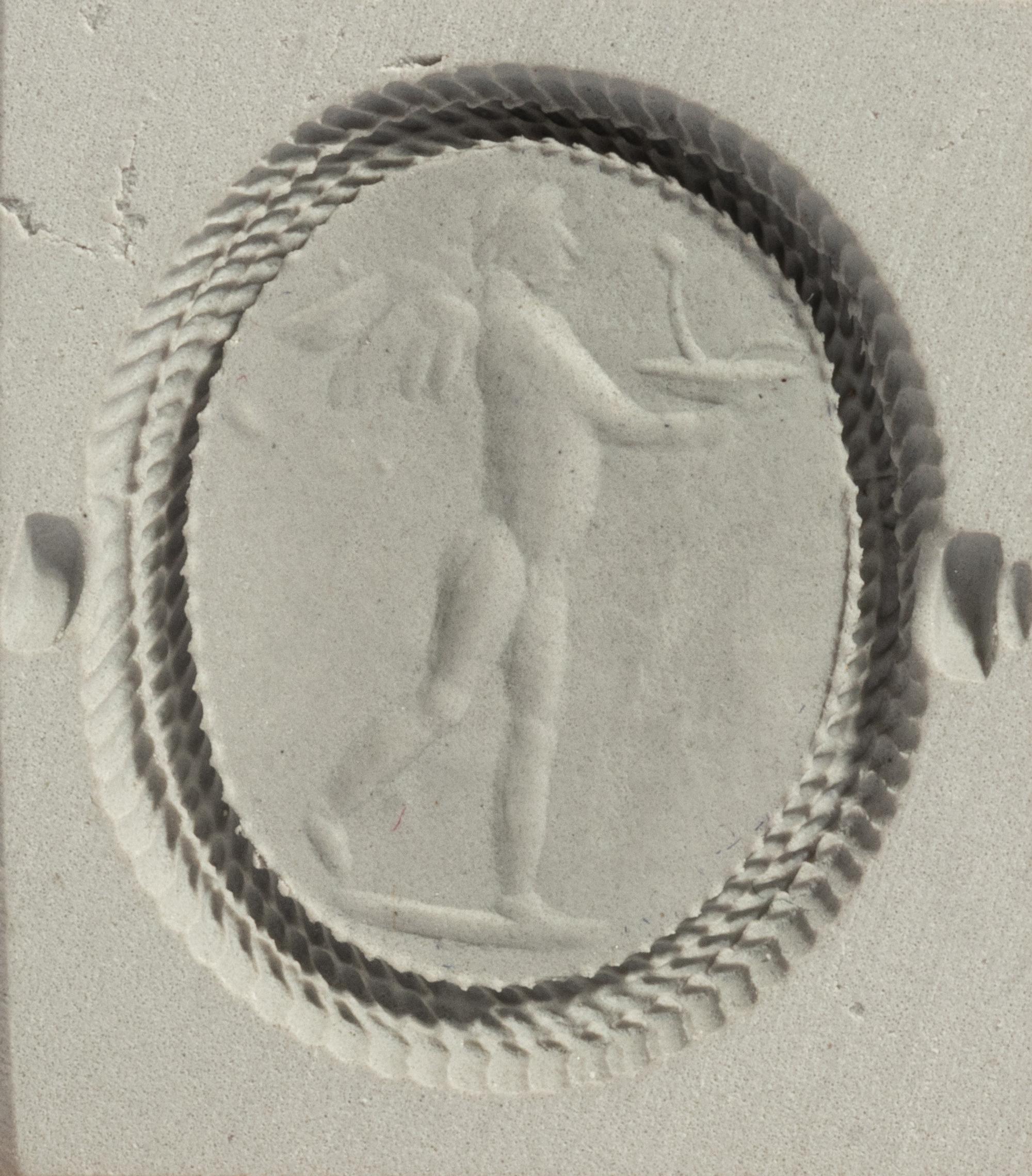 Two Roman Agate Ring Stones with the Demigod Achilles Before the Ashes of Patroclus and the God Eros — Set in a gold swivel ring