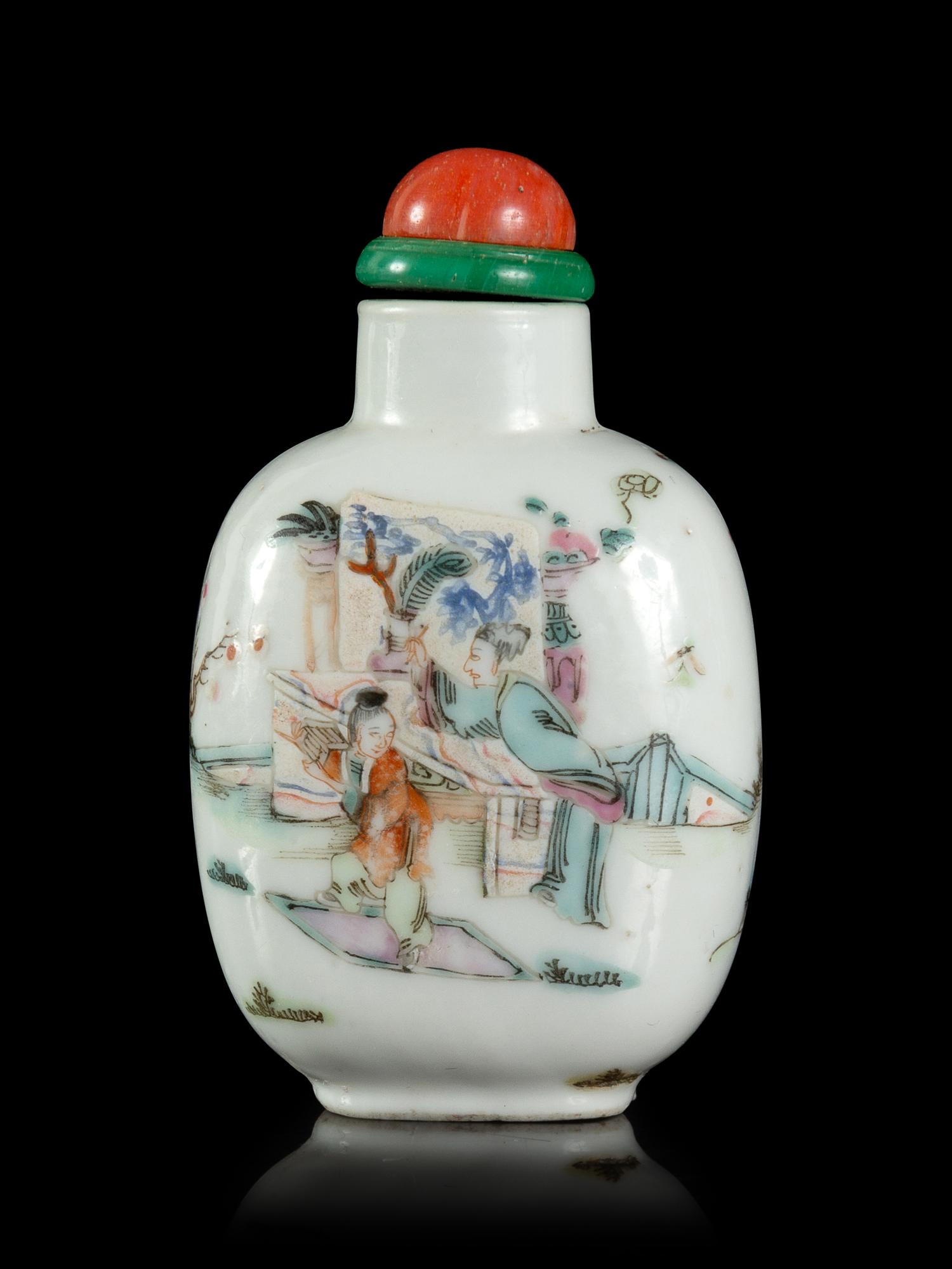 A Famille Rose Porcelain Snuff Bottle