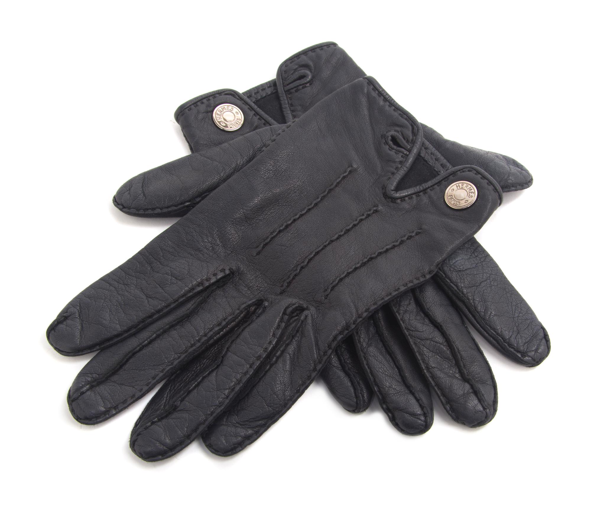 A Pair of Hermes Black Leather Nervures Droites Gloves, Size 7.