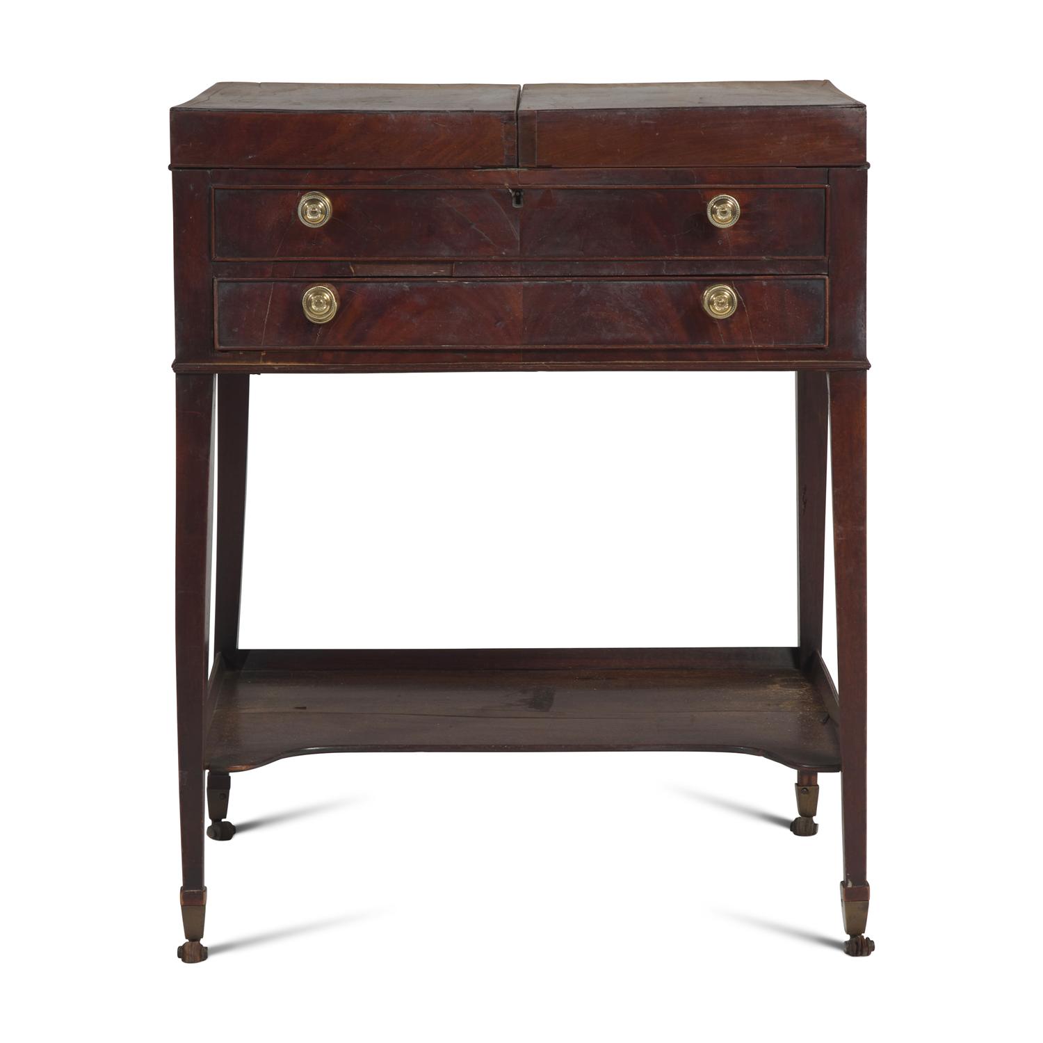 A Federal Mahogany Dressing Table