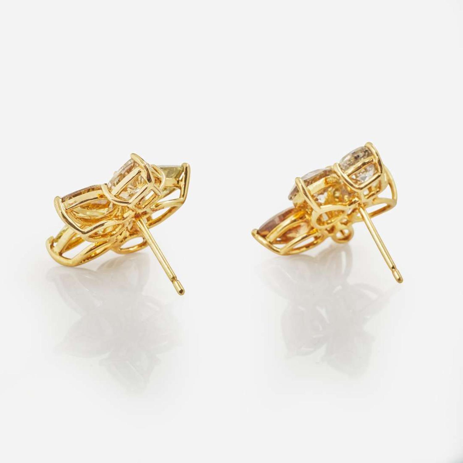 A Pair of 18K Yellow Gold and Diamond Earrings