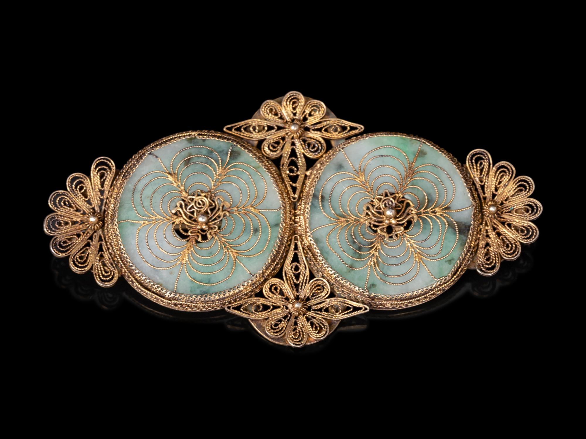 Six Chinese Hardstone Jewelry Articles