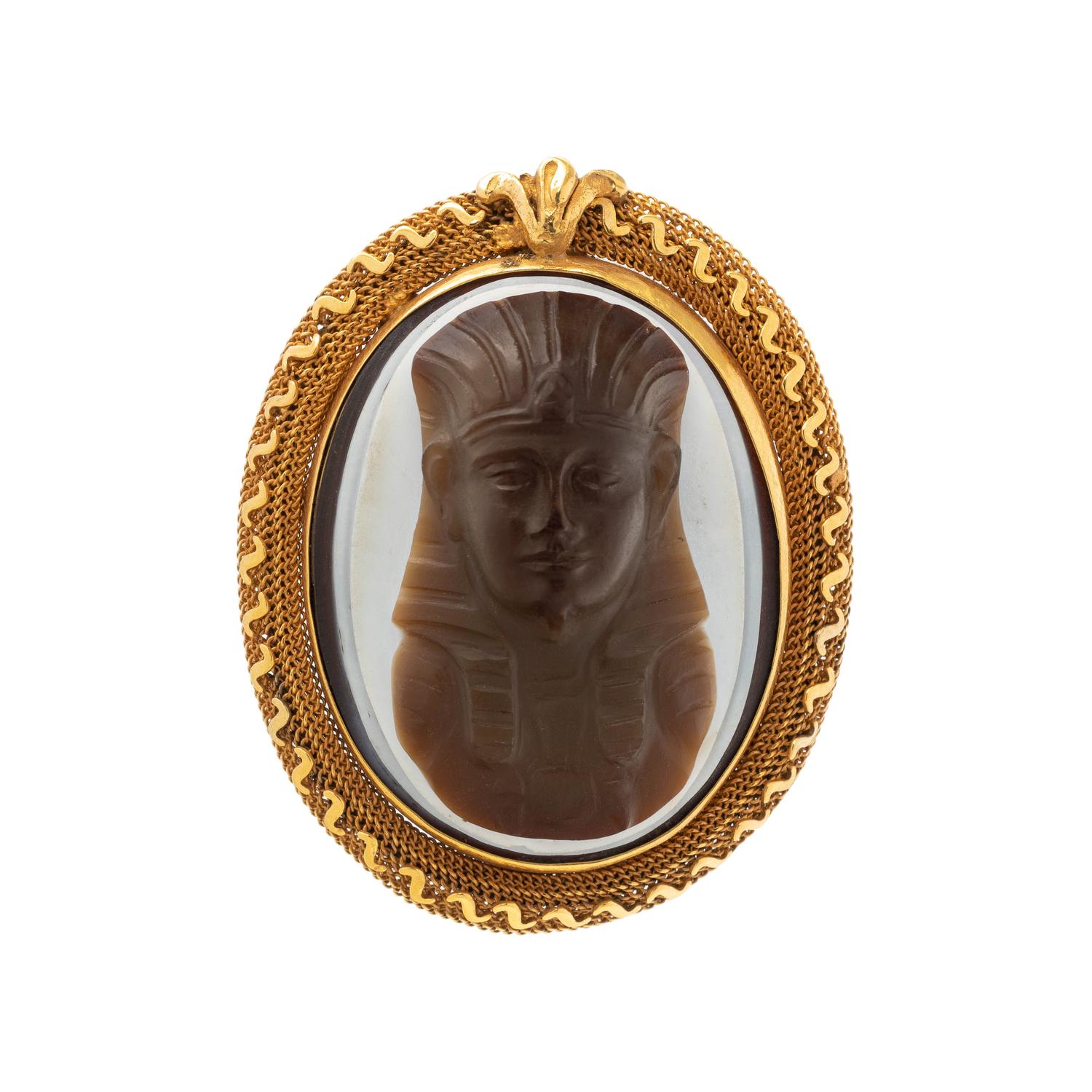 ANTIQUE, YELLOW GOLD AND AGATE CAMEO PENDANT/BROOCH