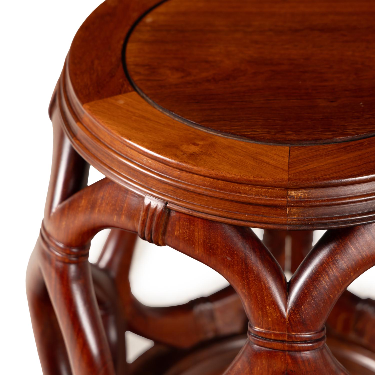 Four Chinese Hardwood Garden Stools, 20th Century — 硬木鼓凳四隻