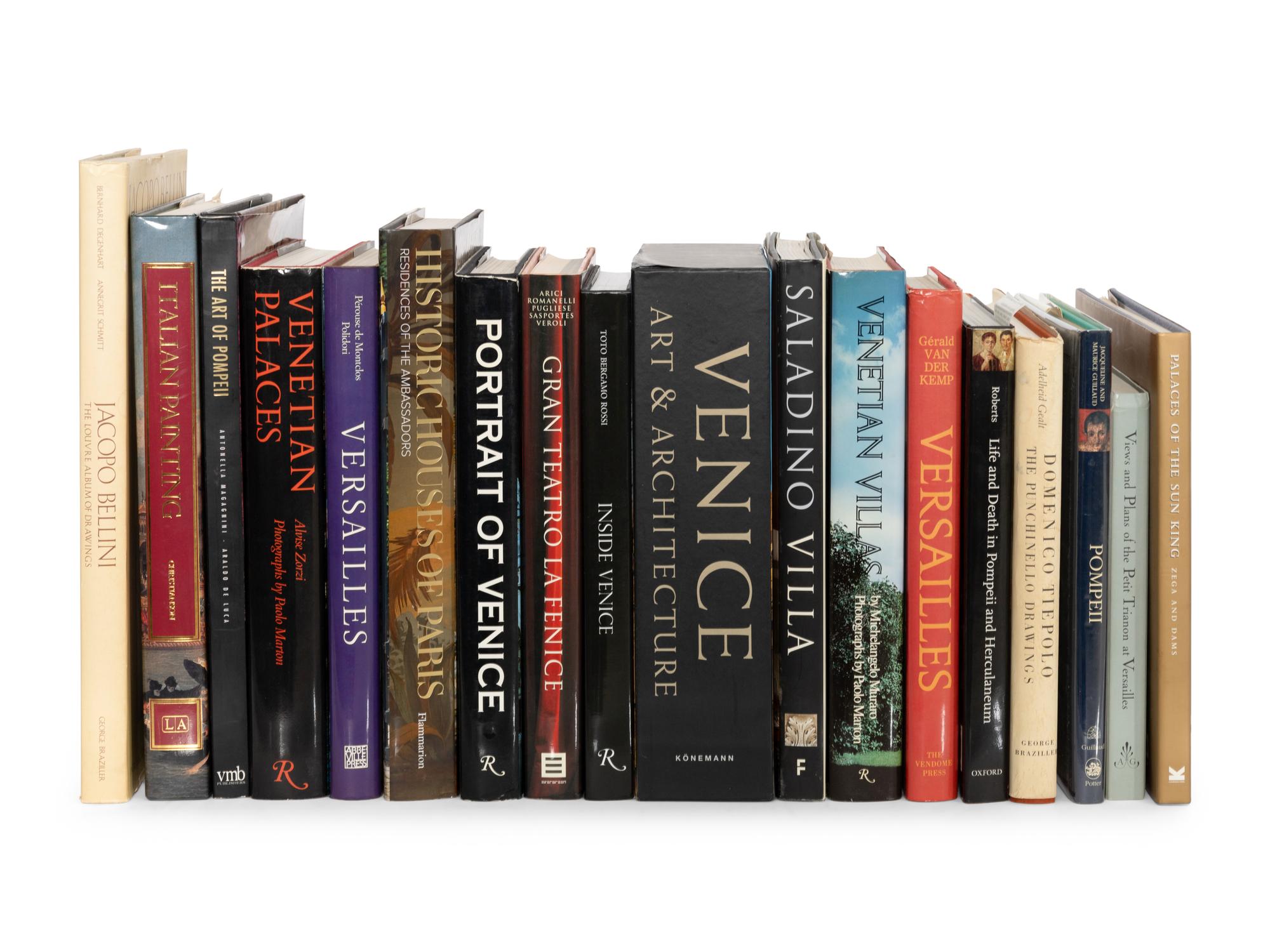 A Collection of Nineteen French and Italian History Reference Books