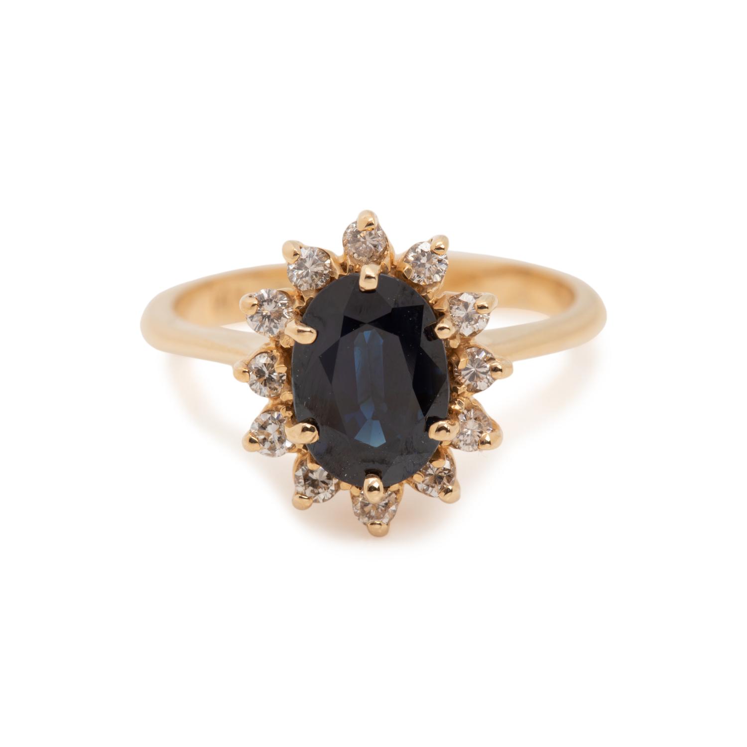 SAPPHIRE AND DIAMOND RING