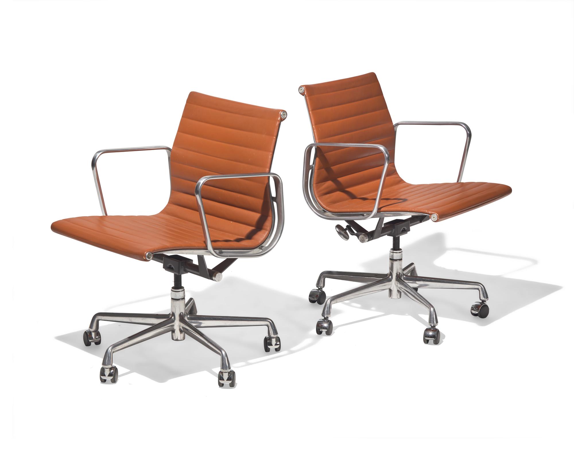 Pair of Aluminum Group Chairs Herman Miller, USA