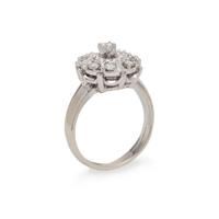 WHITE GOLD AND DIAMOND RING