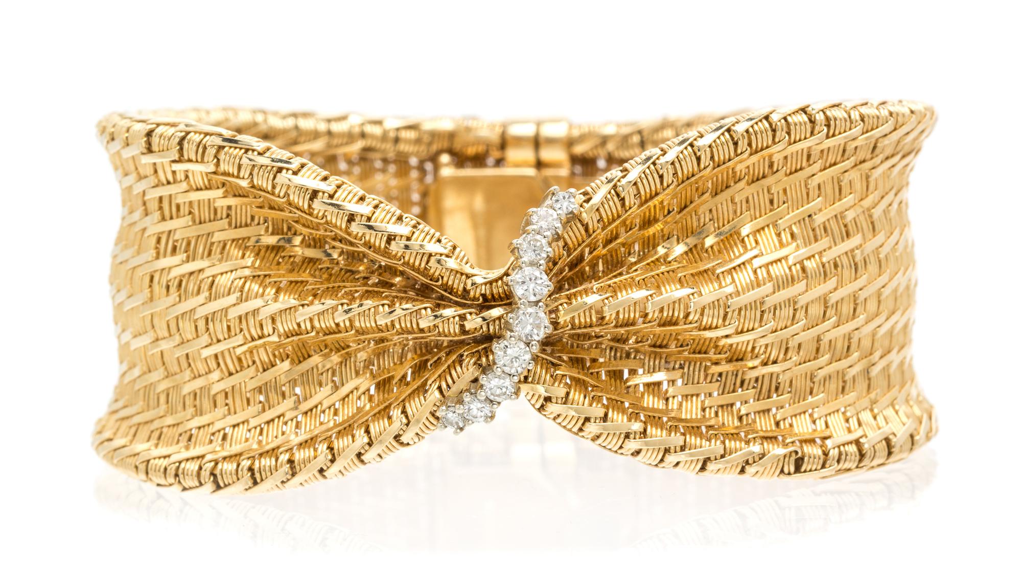 A Yellow Gold and Diamond Bracelet, 33.50 dwts.