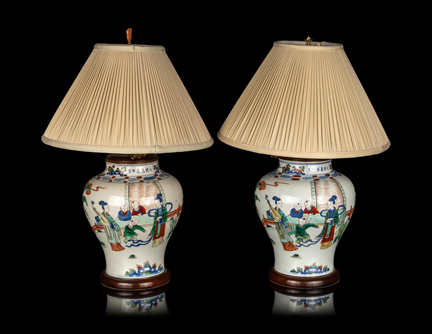 A Pair of Chinese Wucai Porcelain Jars