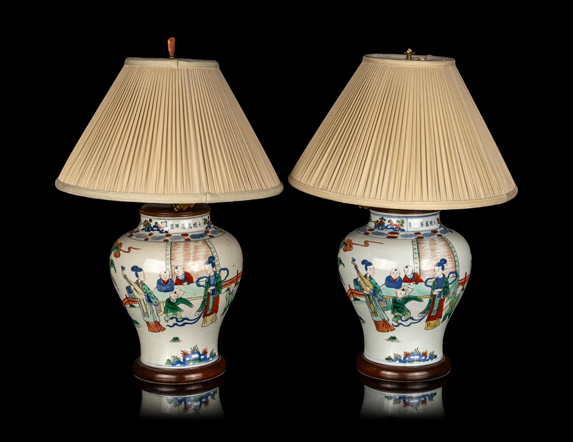 A Pair of Chinese Wucai Porcelain Jars