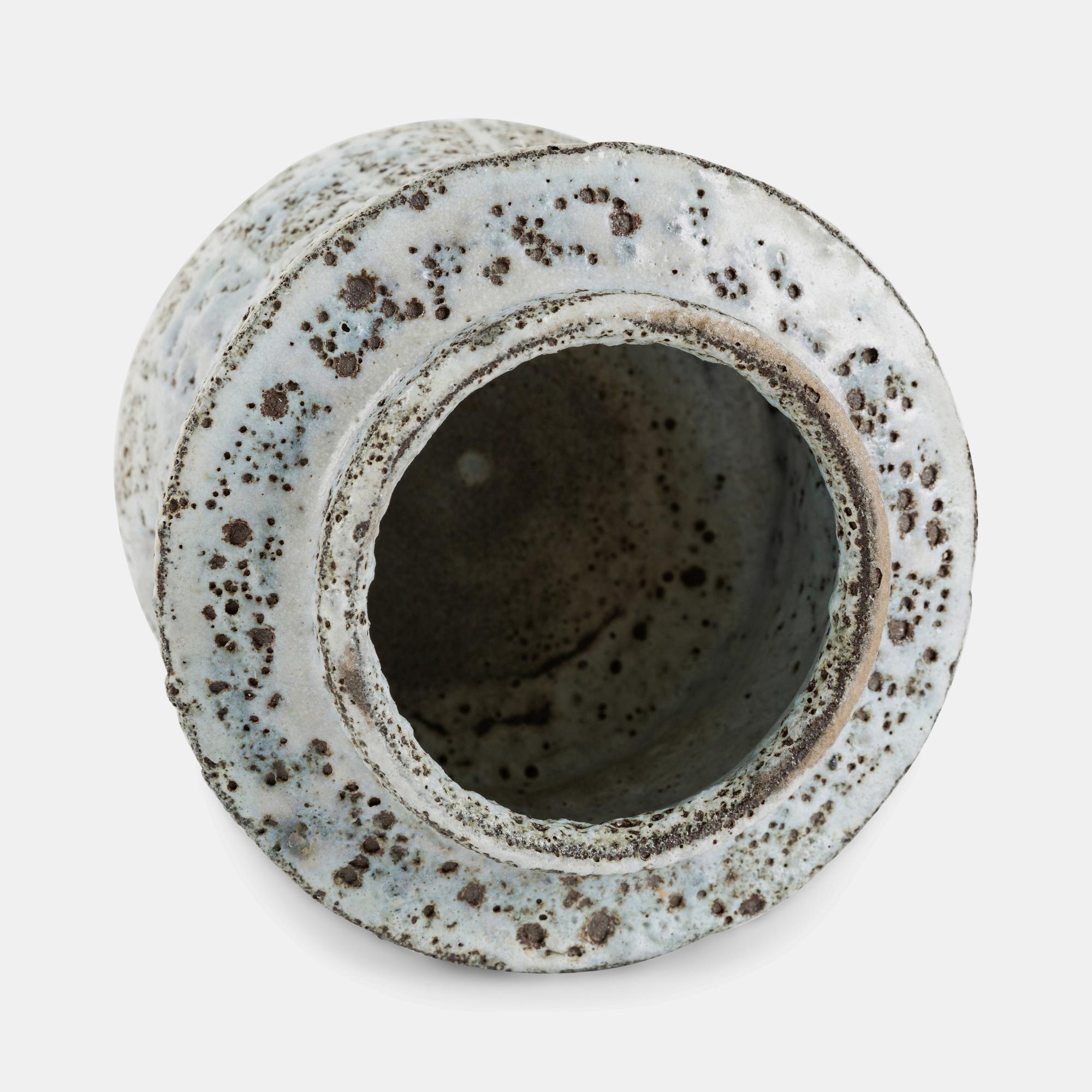 Vase, 2001