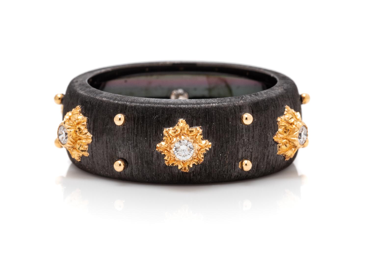 A Bicolor Gold and Diamond 'Macri Eternelle' Ring, Buccellati, 6.20 dwts.