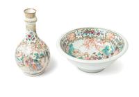 A Chinese Export Porcelain Bottle and Basin