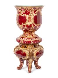 A Continental Porcelain Jardinière