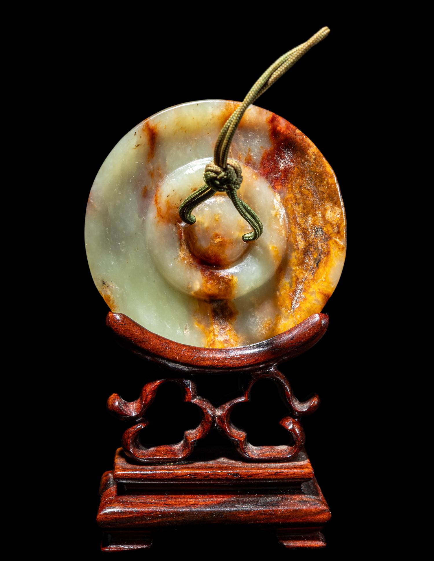 Two Chinese Carved Celadon and Russet Jade Articles, Ming-Qing Dynasty 明-清 青玉山子及仿古佩