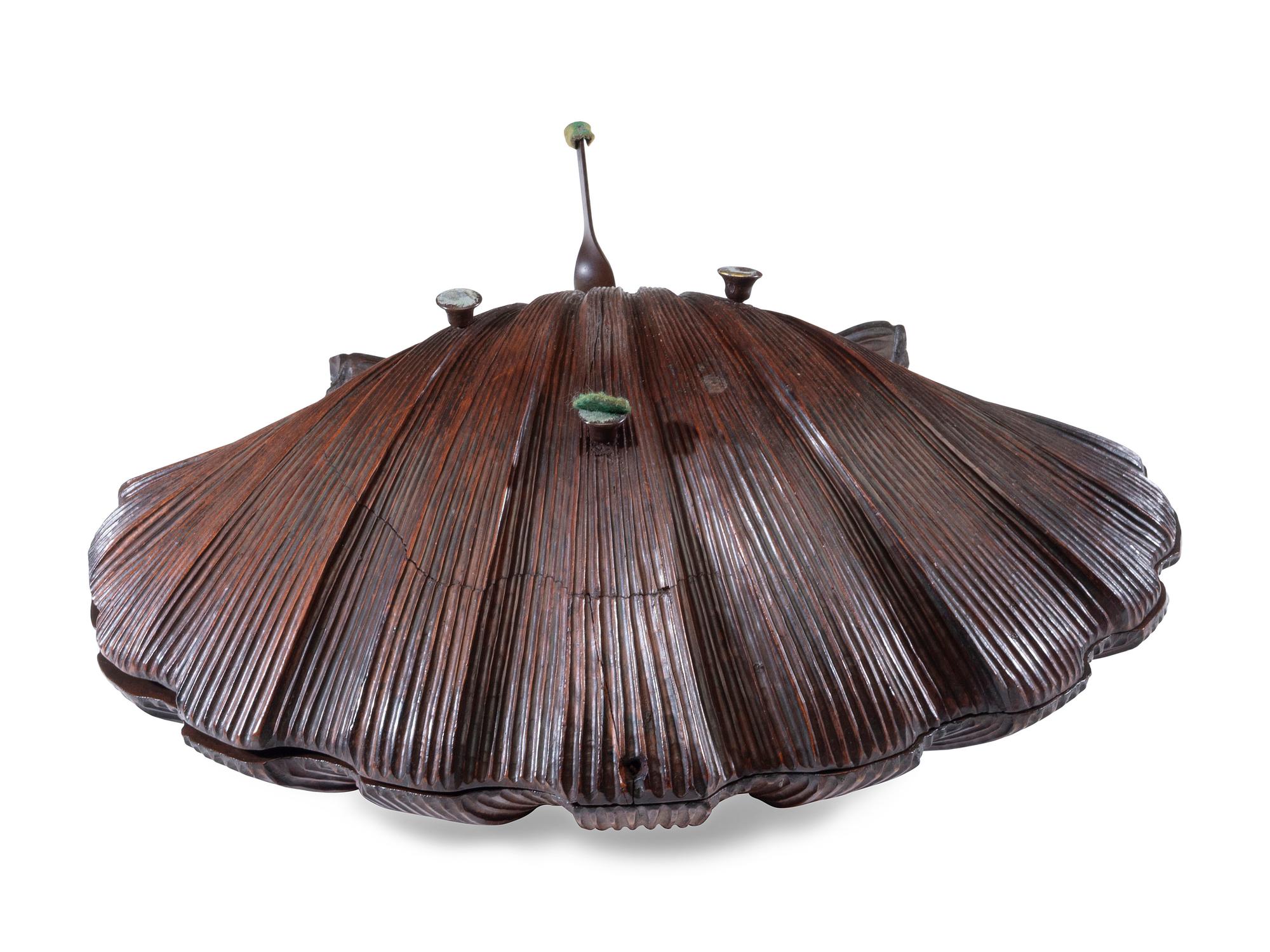 A Carved Walnut Shell Box
