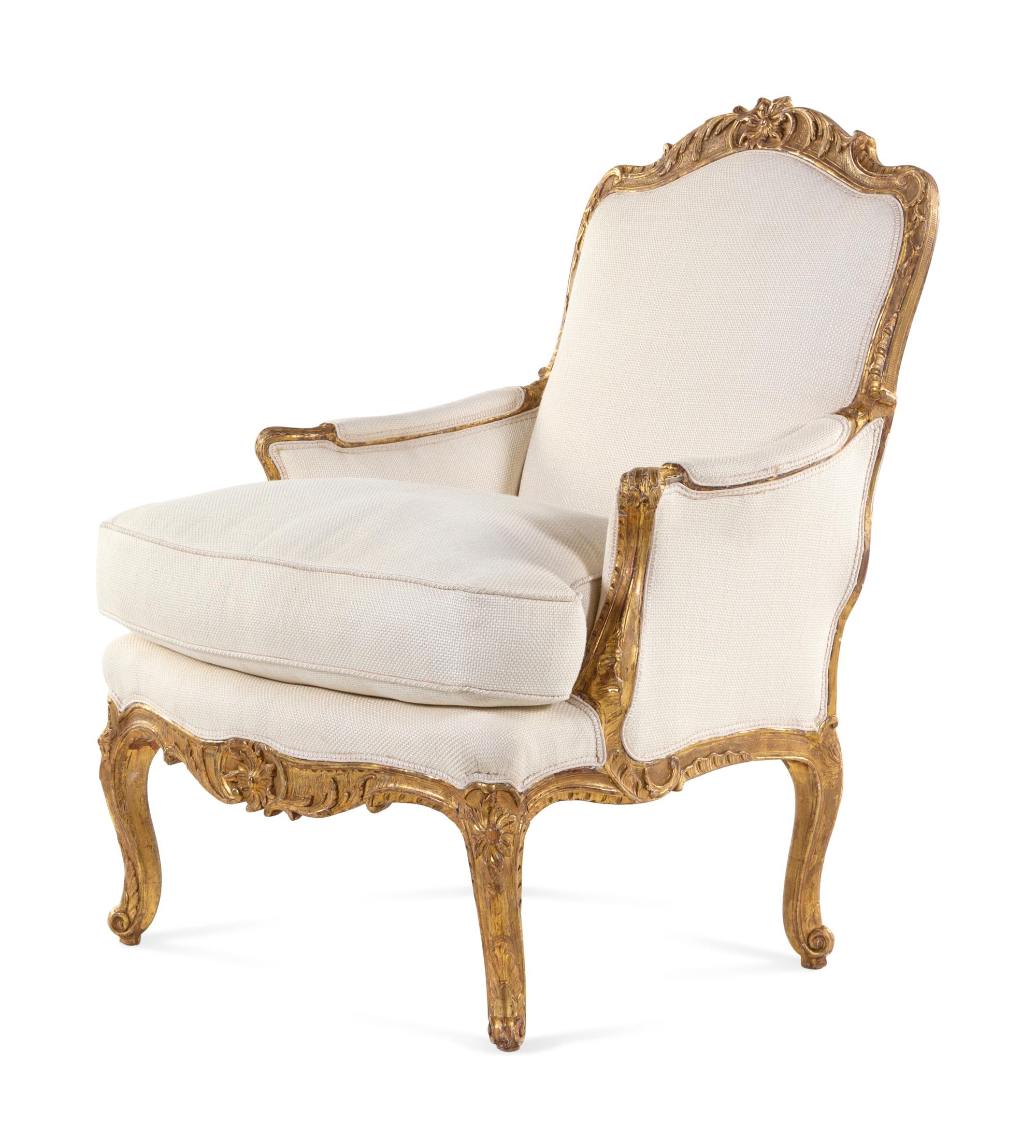 A Régence Giltwood Bergère Attributed to Jean-Étienne Saint Georges (French, 1723-1790)
