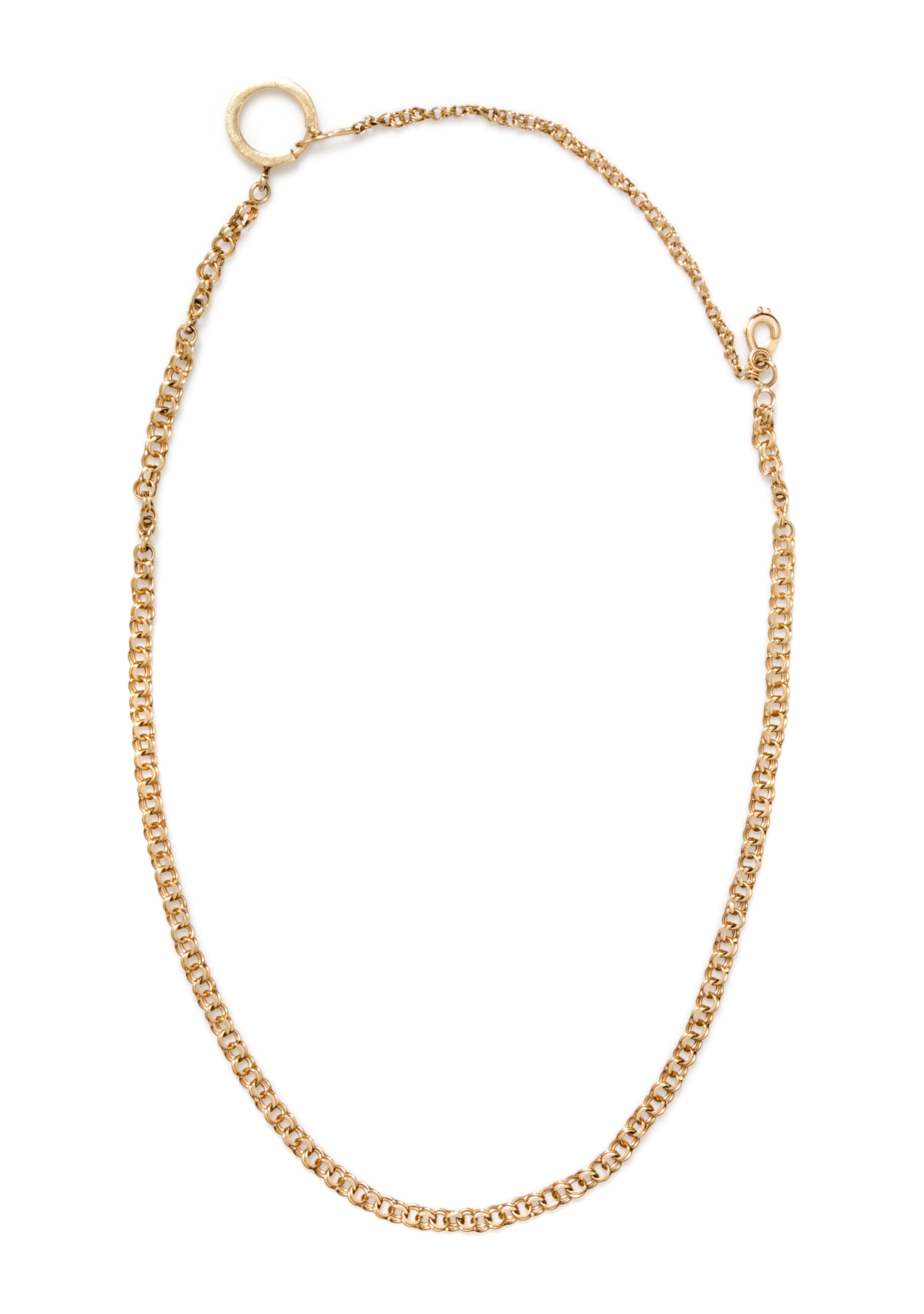 A 14 Karat Yellow Gold Double Link Chain. 14.90 dwts.
