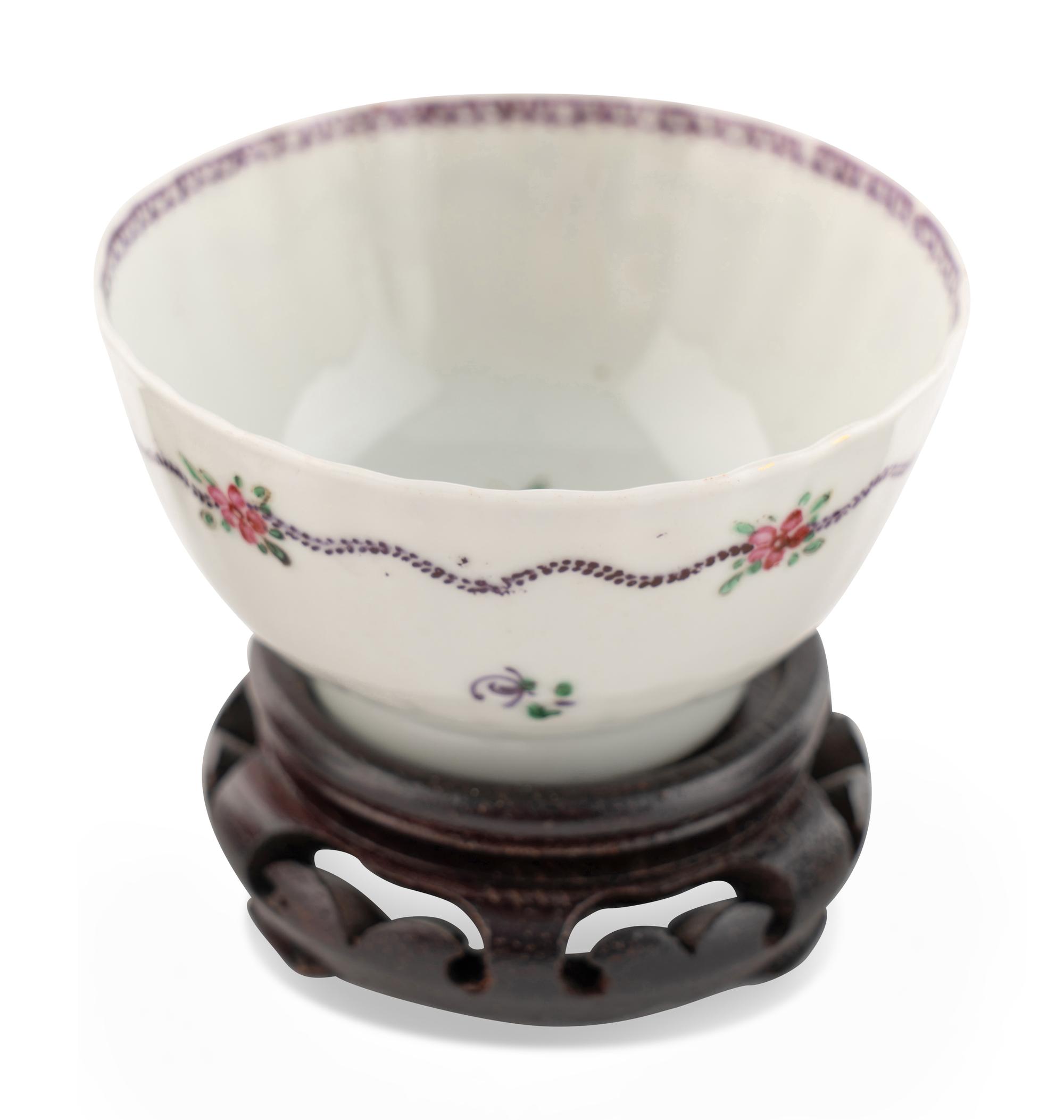 Three Chinese Export Porcelain Cups