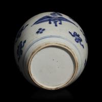 A Chinese Blue and White Porcelain Ginger Jar, 19th Century — 清晚期 青花博古圖罐