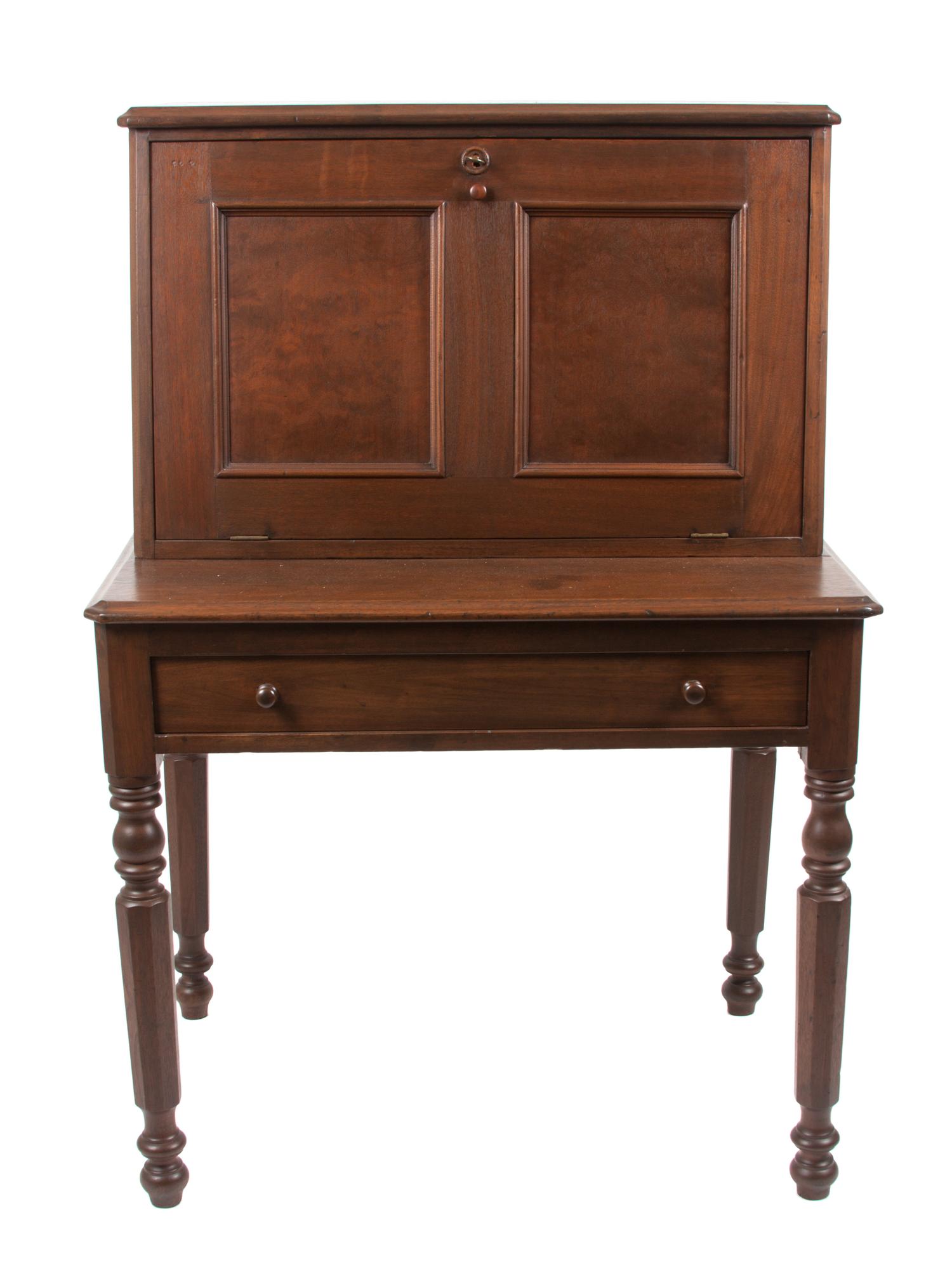 An American Pine Plantation Desk Height 51 x width 35 x depth 23 1/4 inches. — 19TH CENTURY