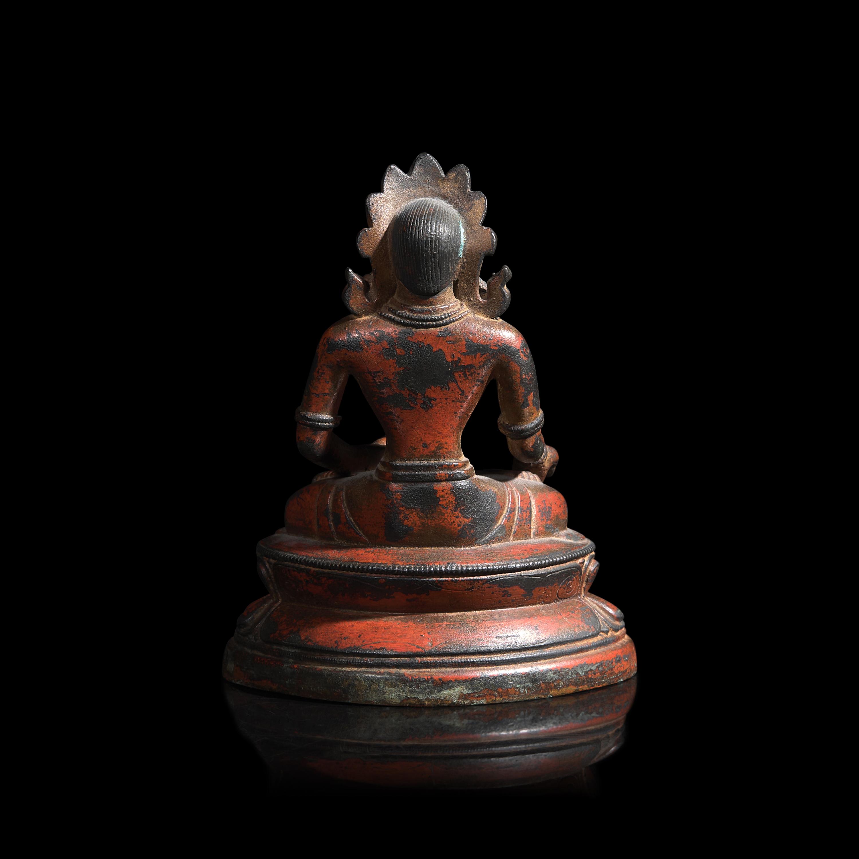 A Tibeto-Chinese Bronze Figure of Seated Baisajyaguru 藏漢銅藥師佛坐像