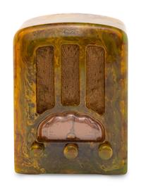 An Emerson AU190 Cathedral Radio