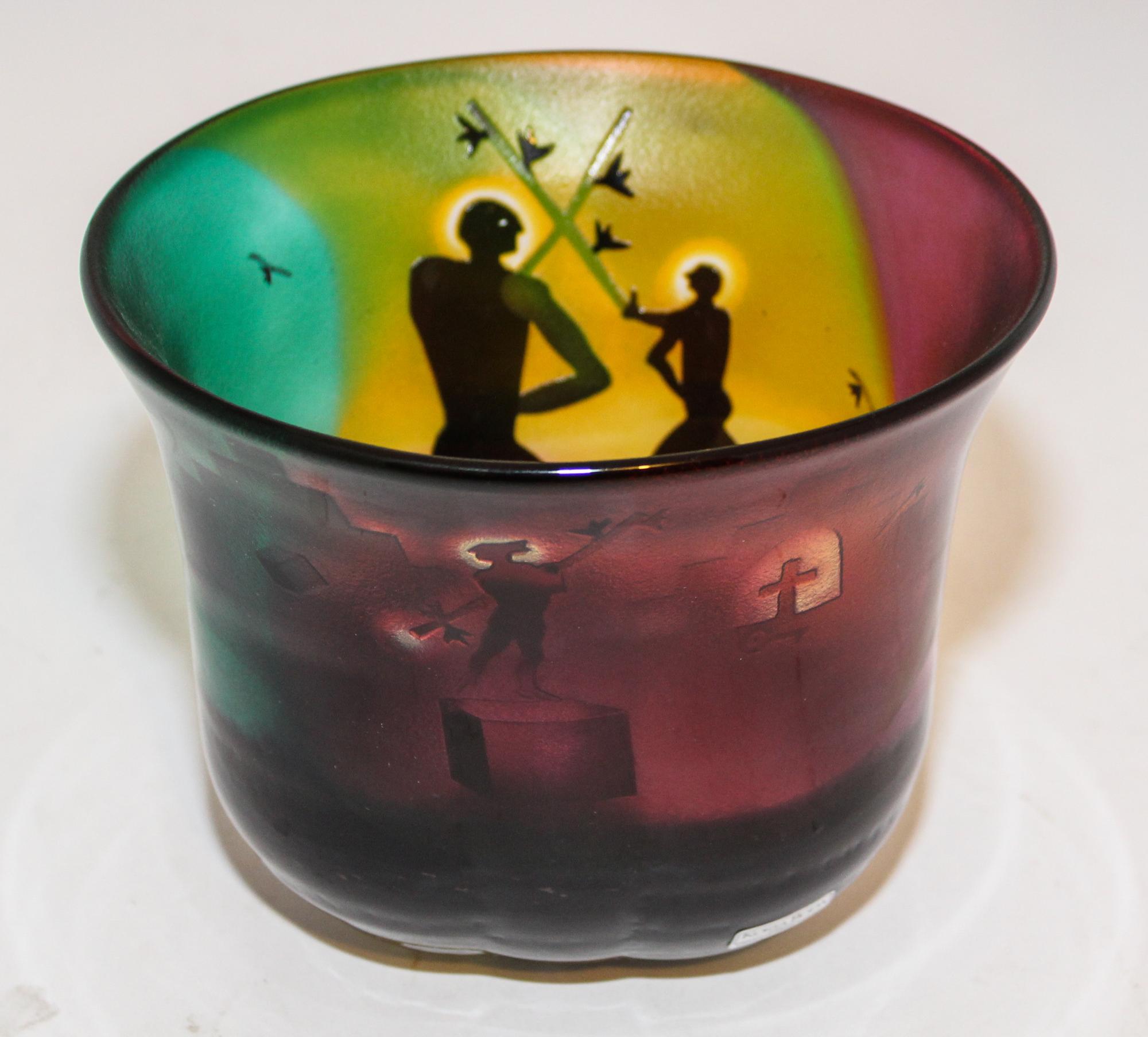 A Kosta Boda Glass Vase, Vallin Height 5 1/2 inches. — SECOND HALF 20TH CENTURY