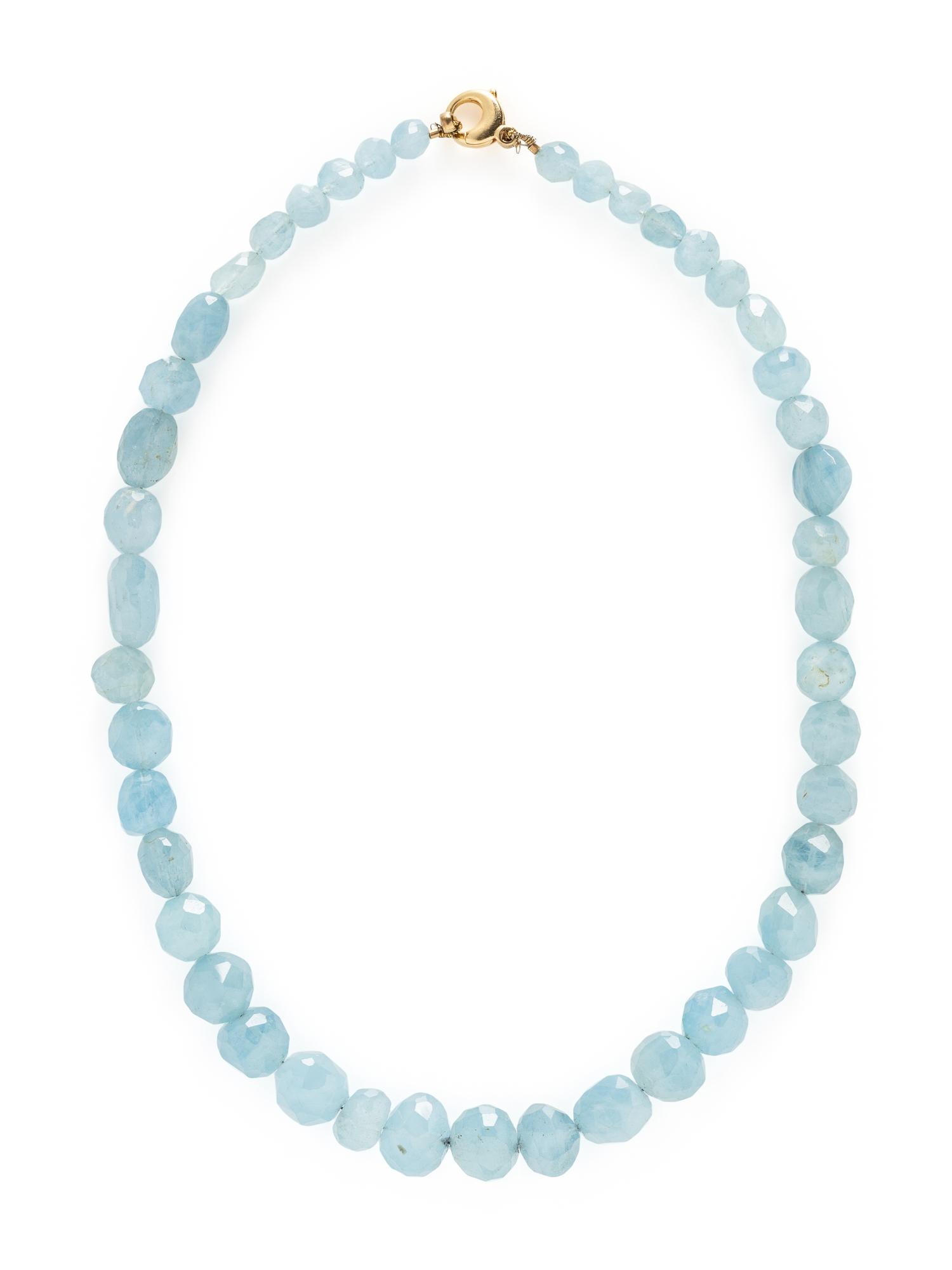 YELLOW GOLD AND AQUAMARINE NECKLACE