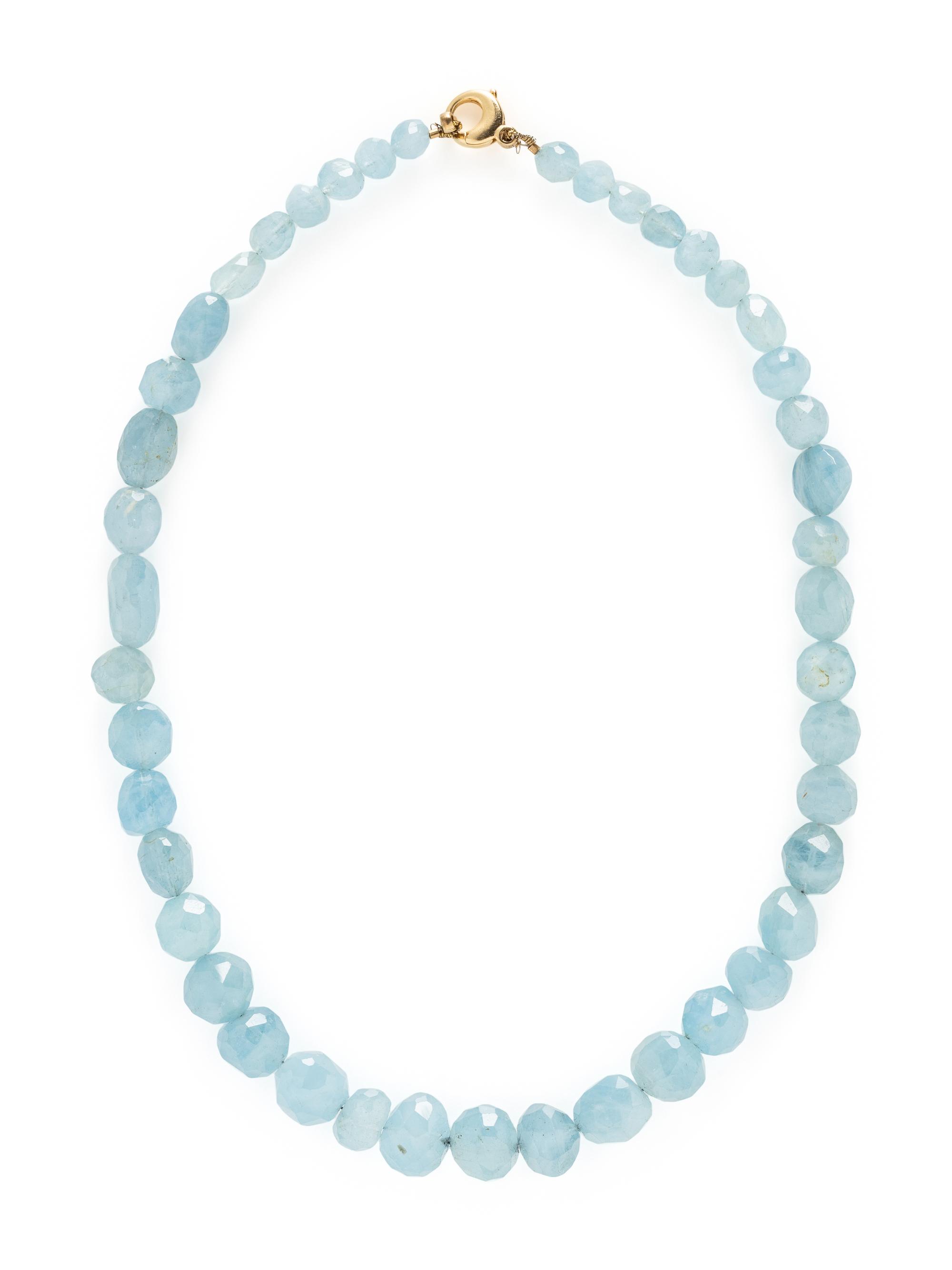 YELLOW GOLD AND AQUAMARINE NECKLACE
