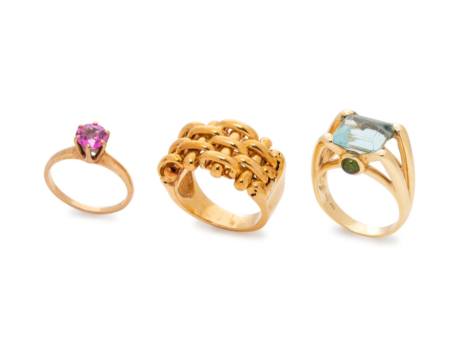 COLLECTION OF YELLOW GOLD GEMSTONE RINGS