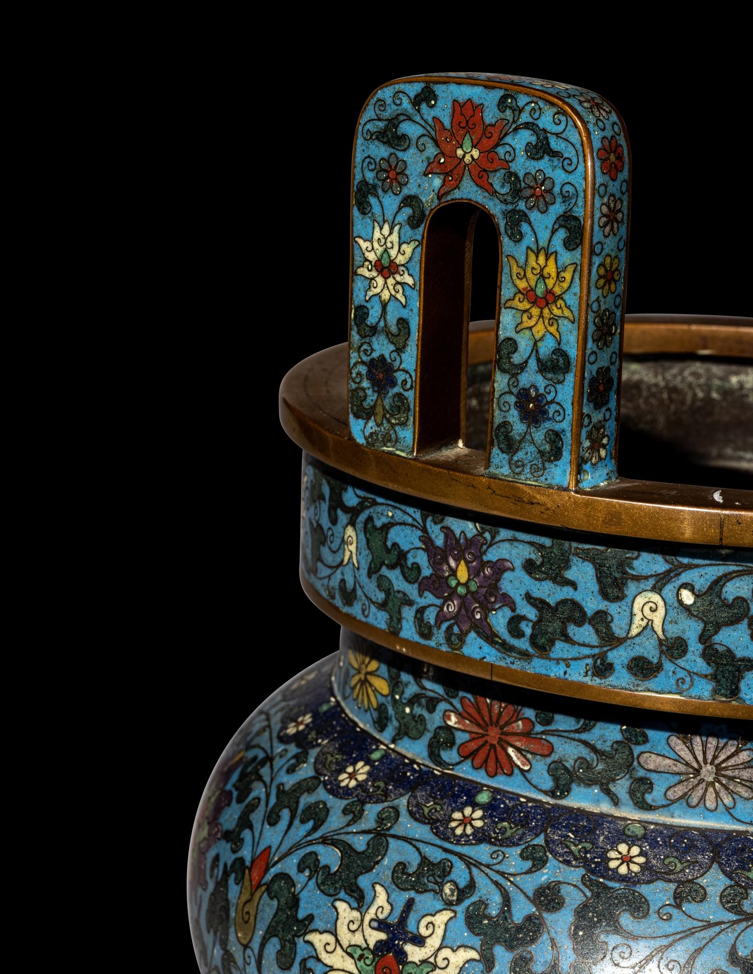 A Large Chinese Cloisonn é Enamel Incense Burner