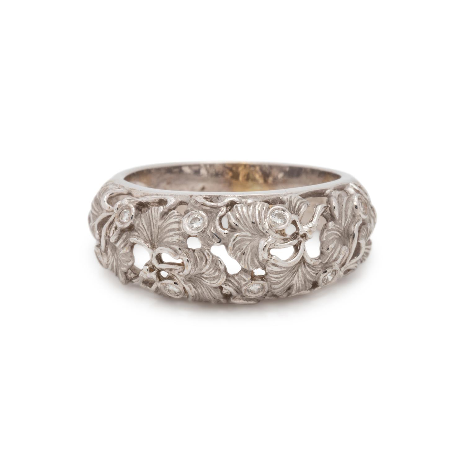 CARRERA Y CARRERA, WHITE GOLD AND DIAMOND RING