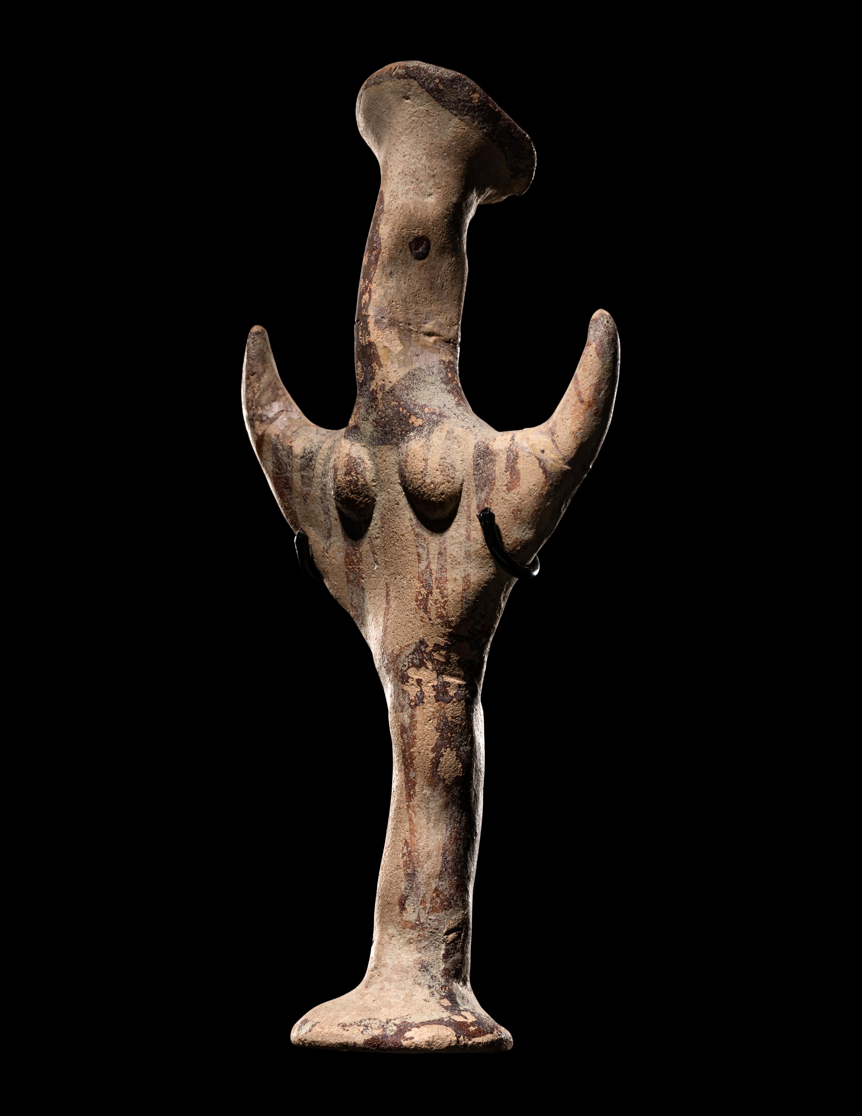 A Mycenaean Terracotta Psi Idol