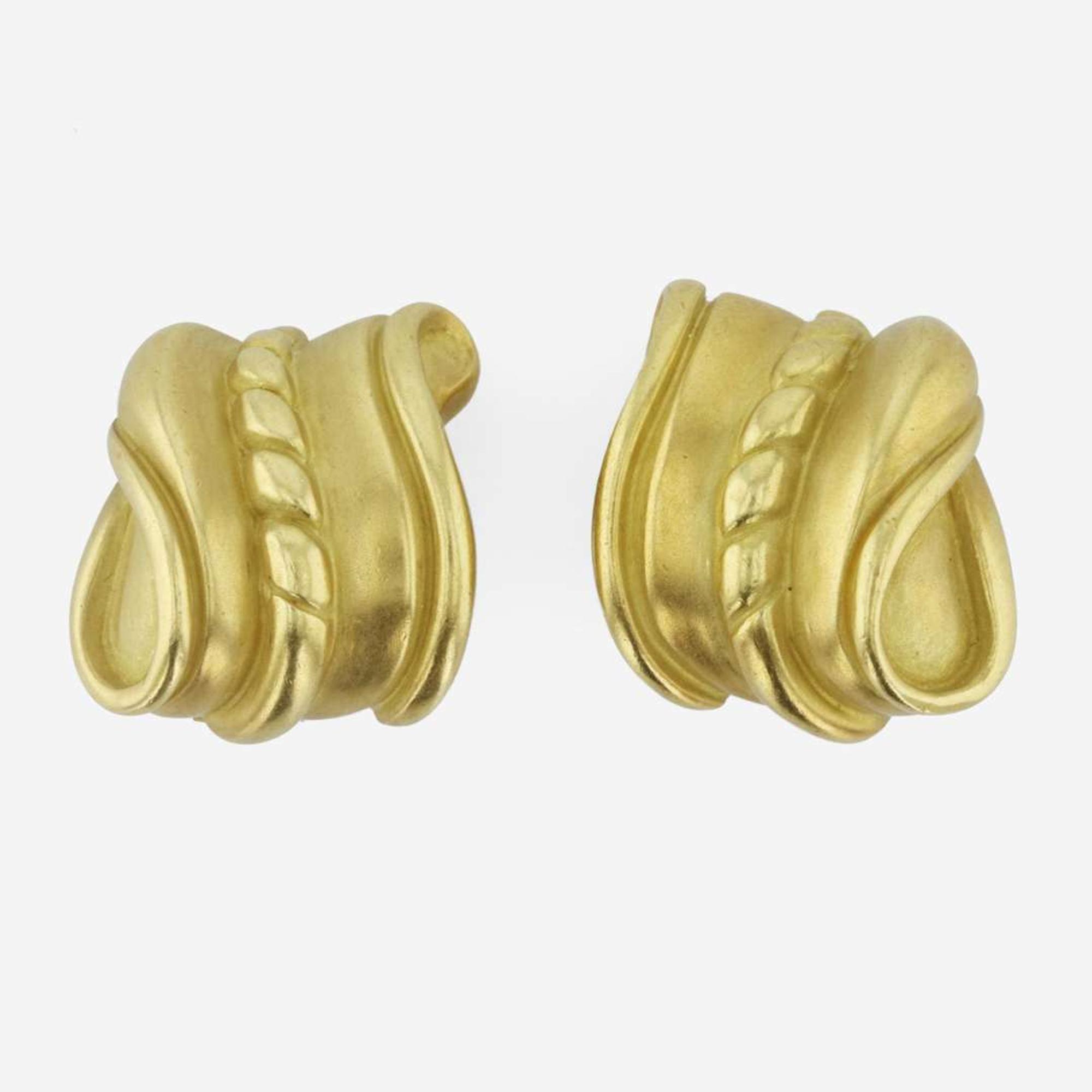 A pair of 18K yellow gold ear clips, Barry Kieselstein-Cord 1985