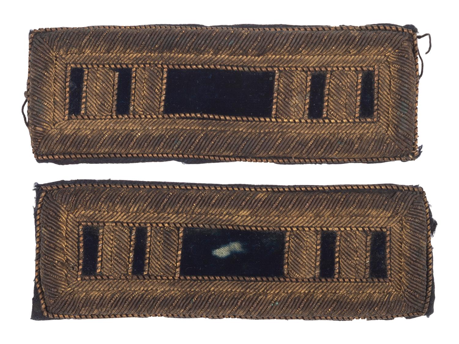 [CIVIL WAR]. Captain of staff shoulder straps.