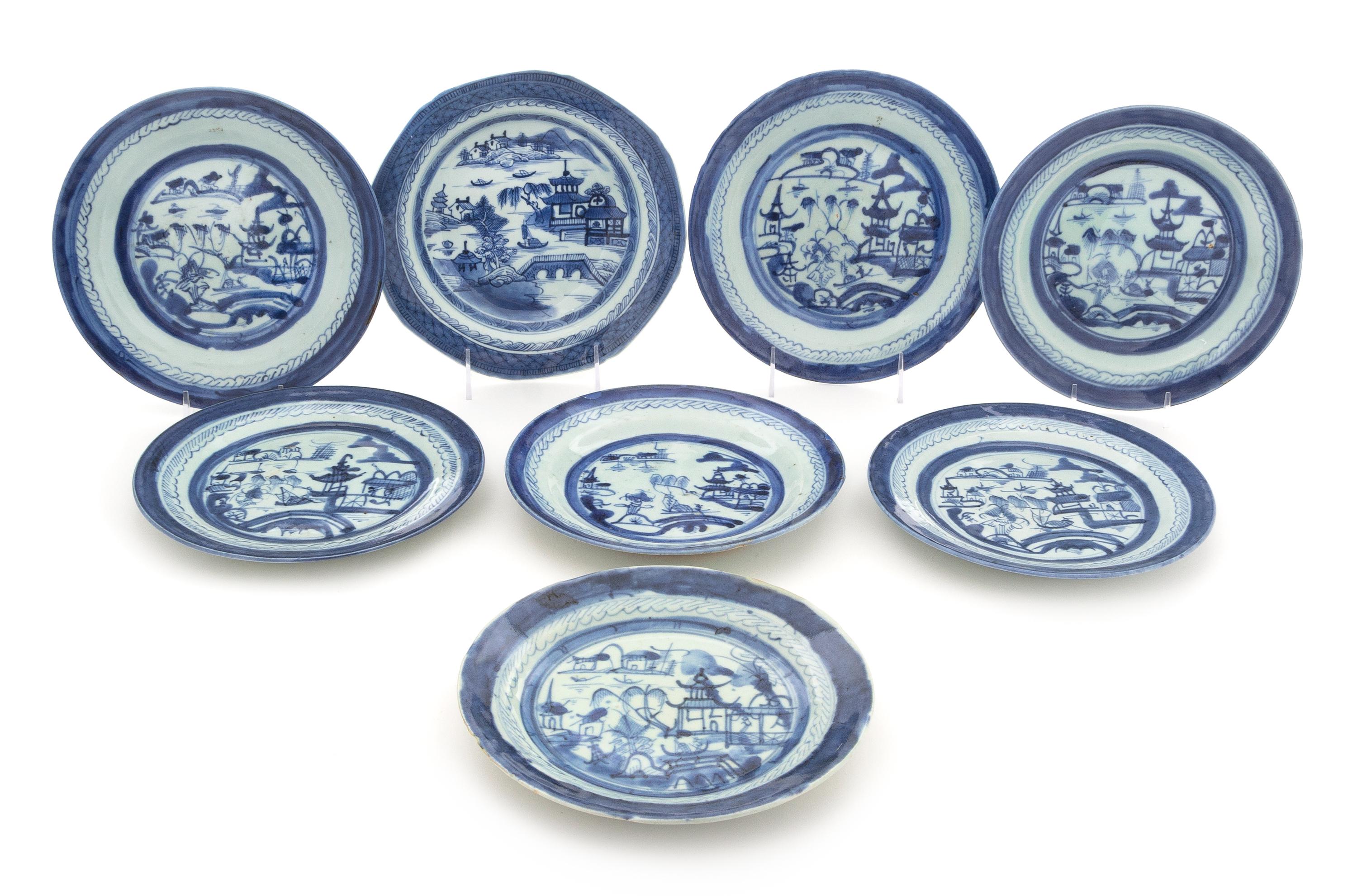 A Group of Eight Canton Blue and White Dinner Plates Diameter of largest 9 inches. — 19TH CENTURY