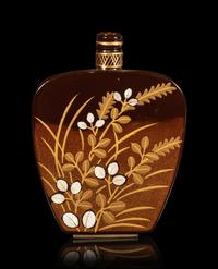 A Embellished Lacquer Snuff Bottle