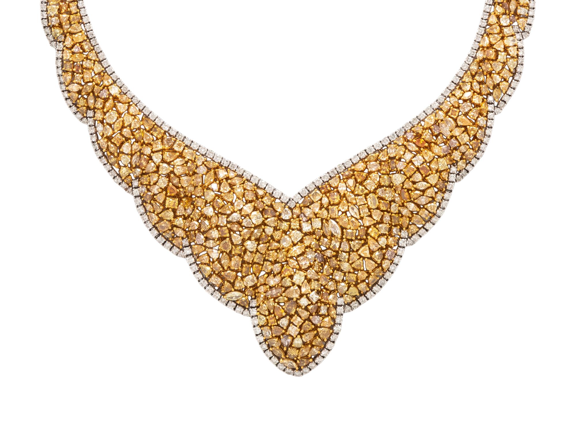 DIAMOND AND COLORED DIAMOND NECKLACE