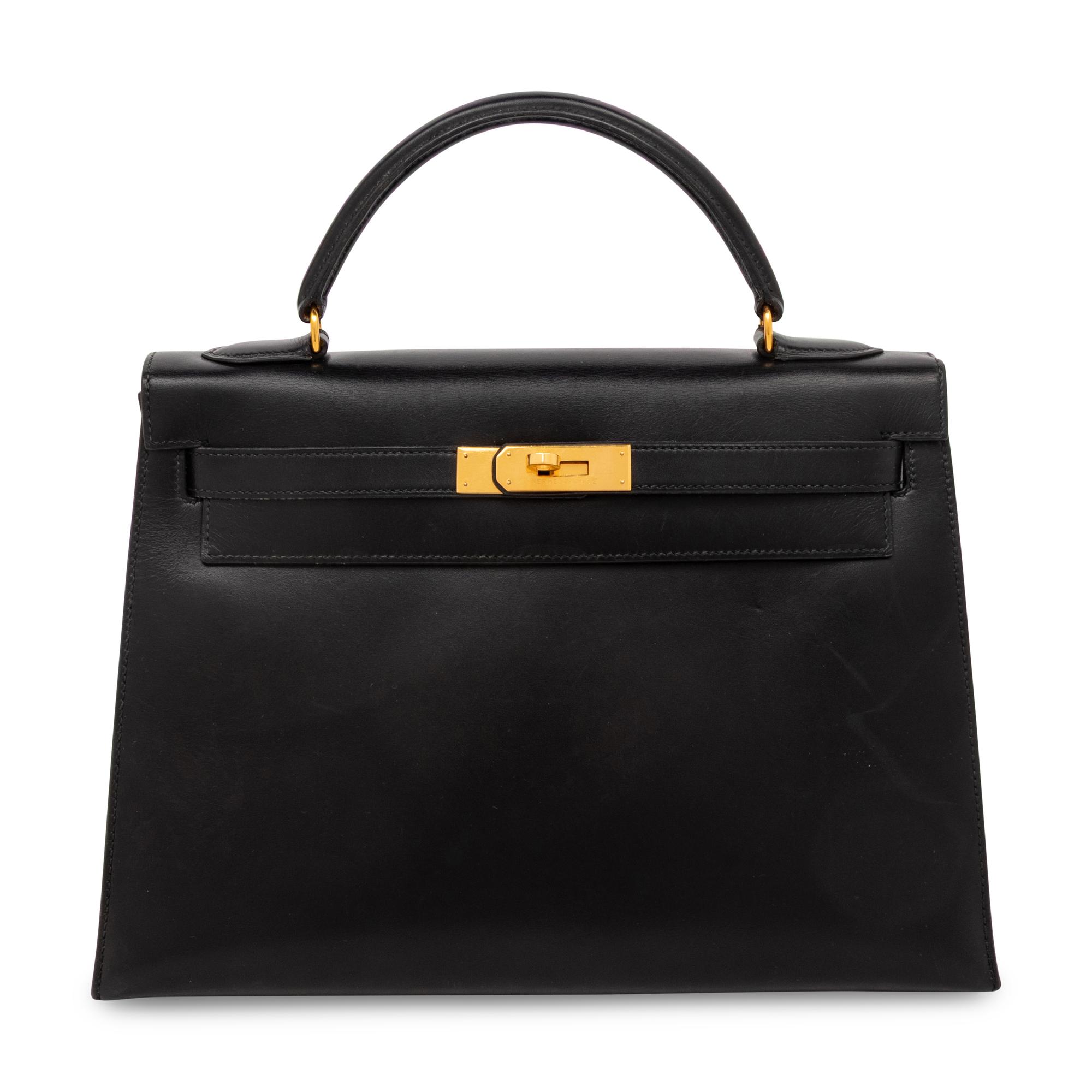 HERMÈS, KELLY 32 IN NOIR BOX LEATHER