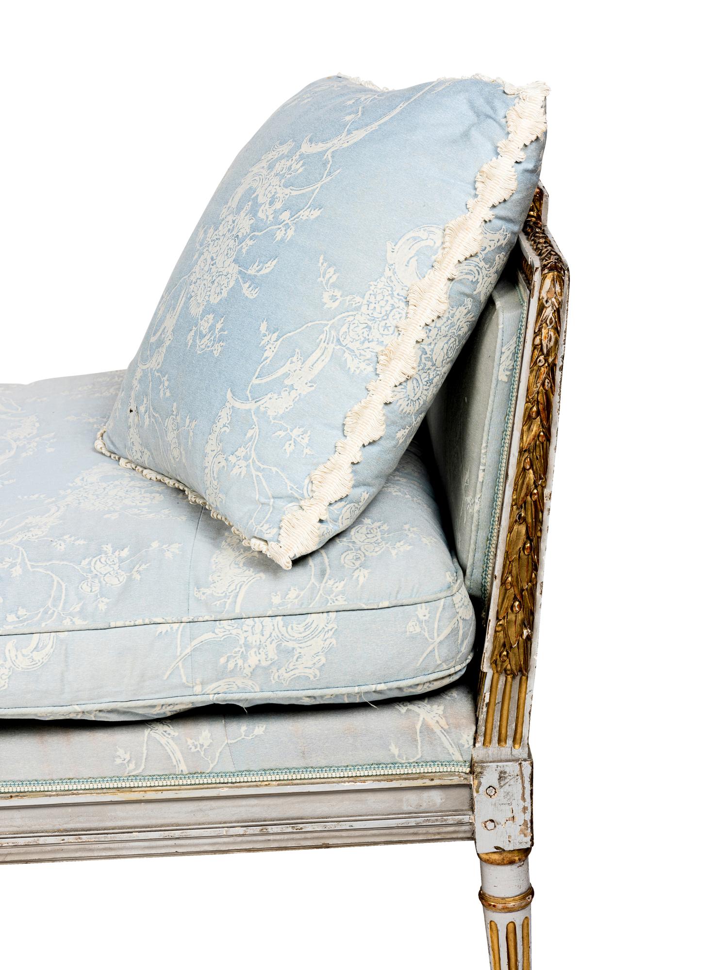 A Louis XVI Grey-Painted and Parcel-Gilt Lit du Jour