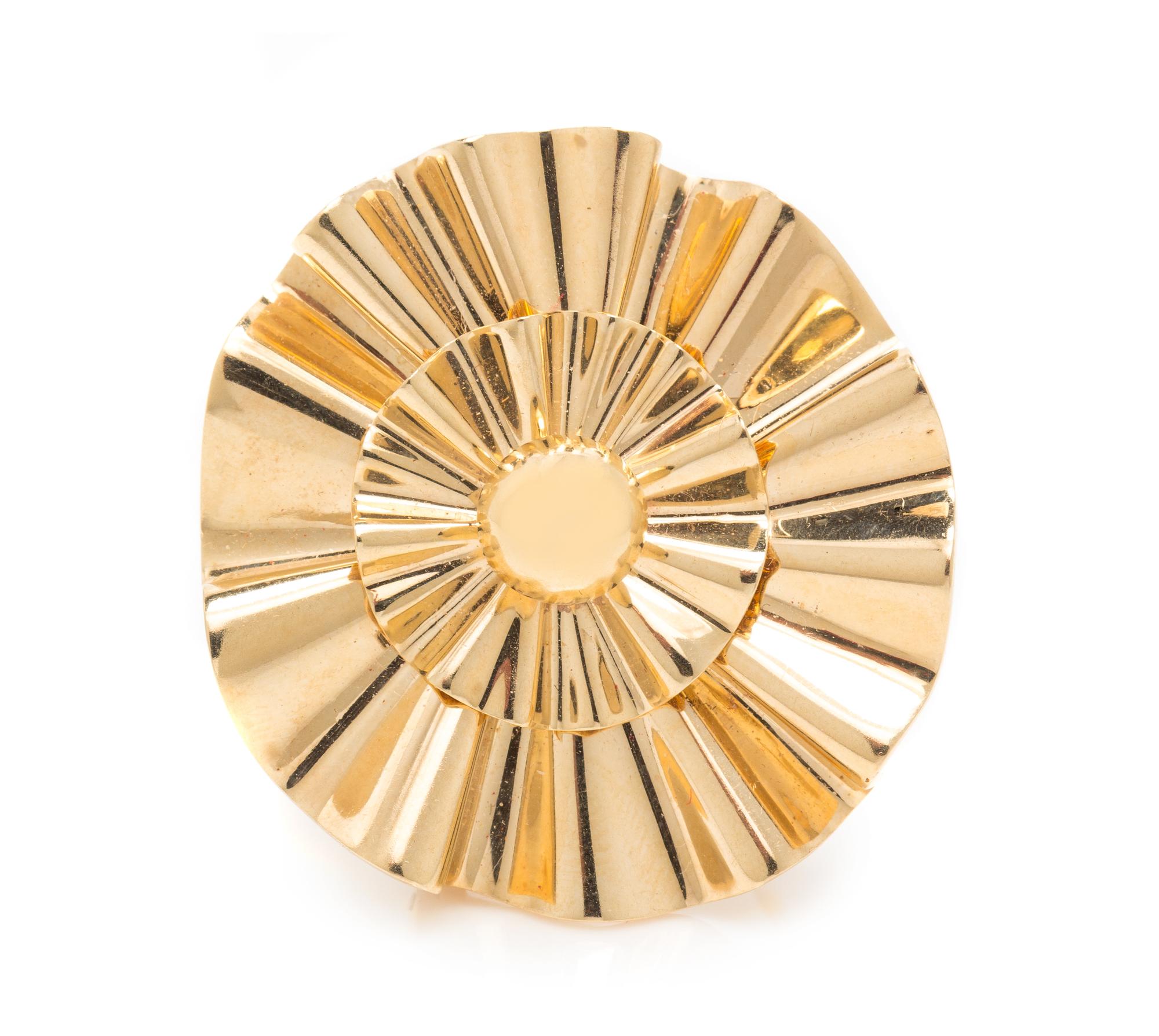 A Retro Yellow Gold Circular "Reflection" Brooch, Trabert & Hoeffer-Mauboussin, 12.55 dwts.