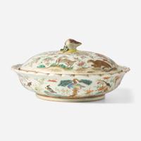 A Chinese famille rose decorated bowl and cove, "Jin Tang Fa Ji" four-character hallmark 粉彩蓋盌 錦堂發記款