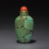 A Chinese Turquoise Matrix Snuff Bottle, Qing Dynasty, Circa 1790-1850 — 1790–1850年 綠松石鼻煙壺