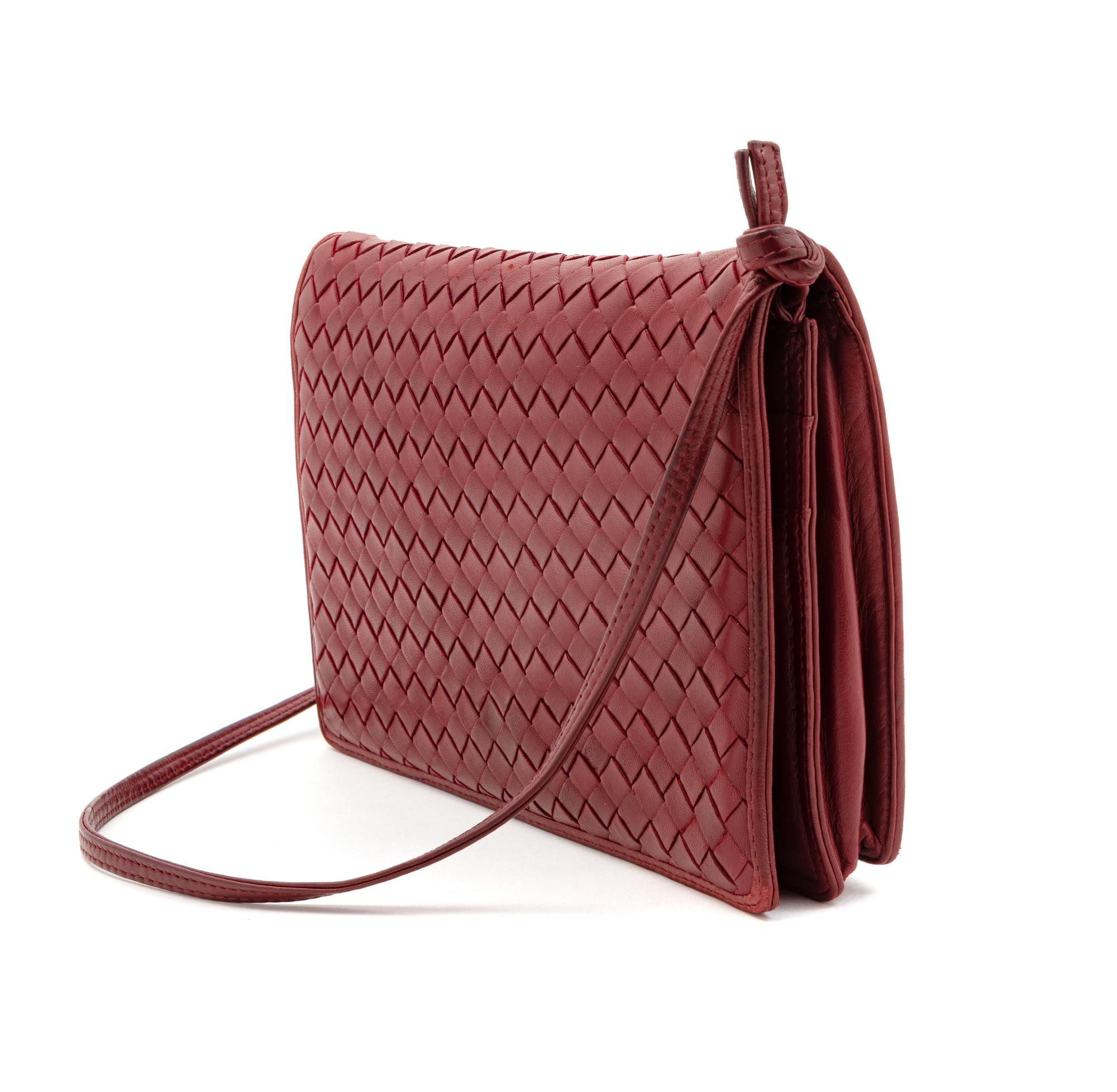 A Bottega Veneta Burgundy Intrecciato Handbag, 1980-2000s