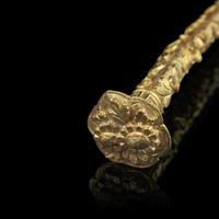 A Chinese Gold 'Floral’ Hairpin, Tongzan, Southern Song Dynasty 南宋 花卉紋金筒簪