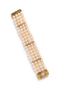CULTURED PEARL AND DIAMOND BRACELET